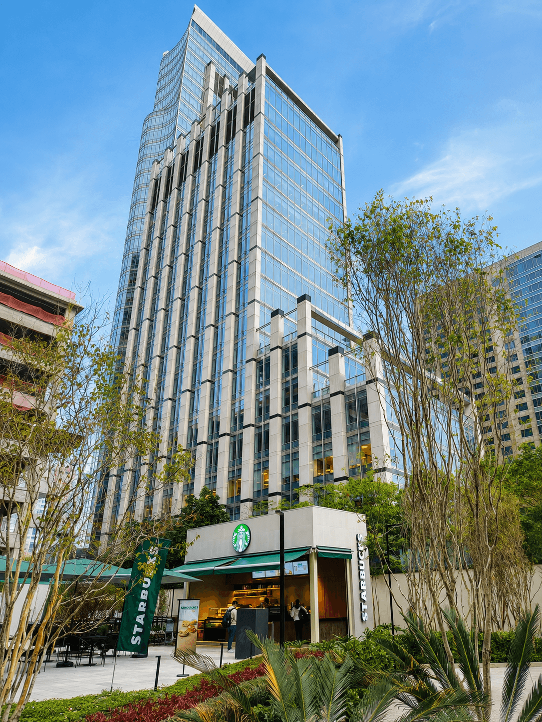 Vista lateral do Riverview Corporate Tower na Chucri Zaidan